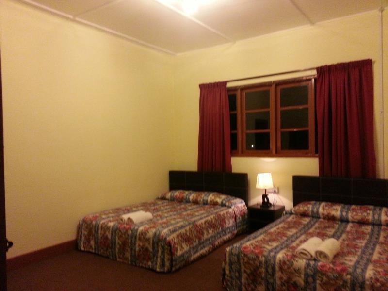 Dew Drop Inn Танах-Рата Экстерьер фото
