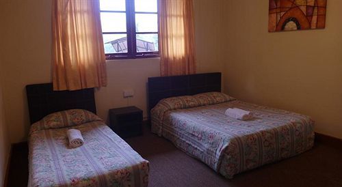 Dew Drop Inn Танах-Рата Экстерьер фото